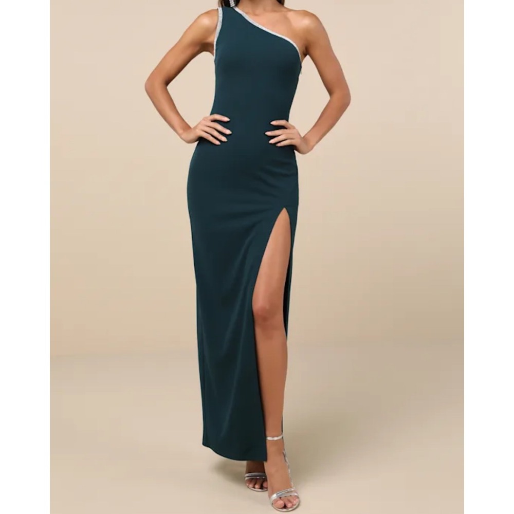 Lulus Glamorous Muse Emerald Green One Shoulder Rhinestone Maxi Dress size M NWT